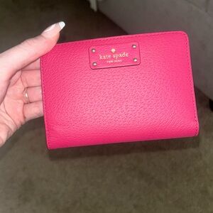 Kate Spade EUC pink wallet